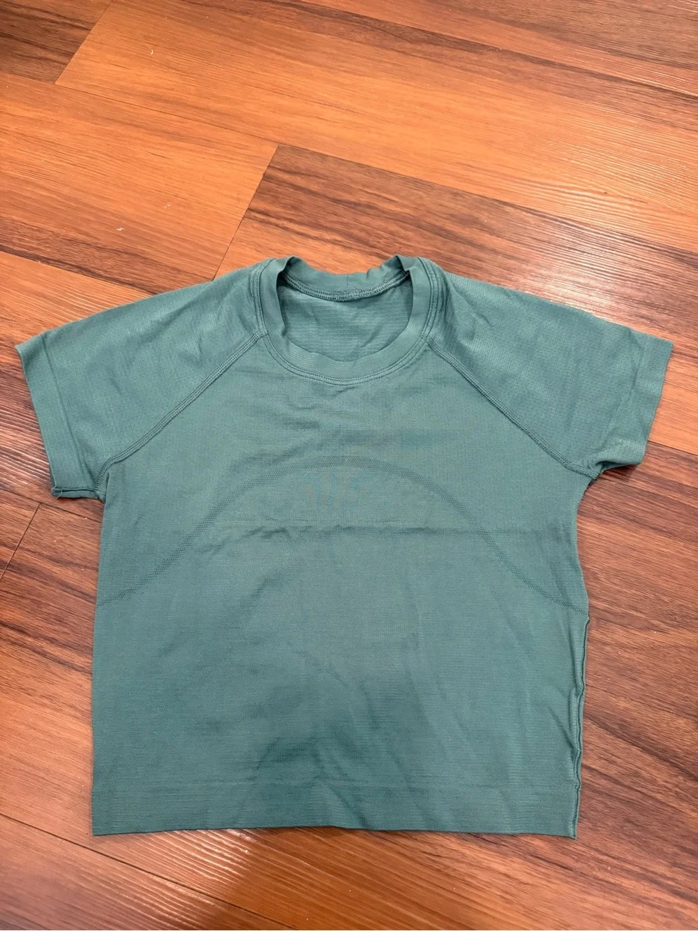 Lululemon swiftly tech cropped short sleeve shirt - Sage Green